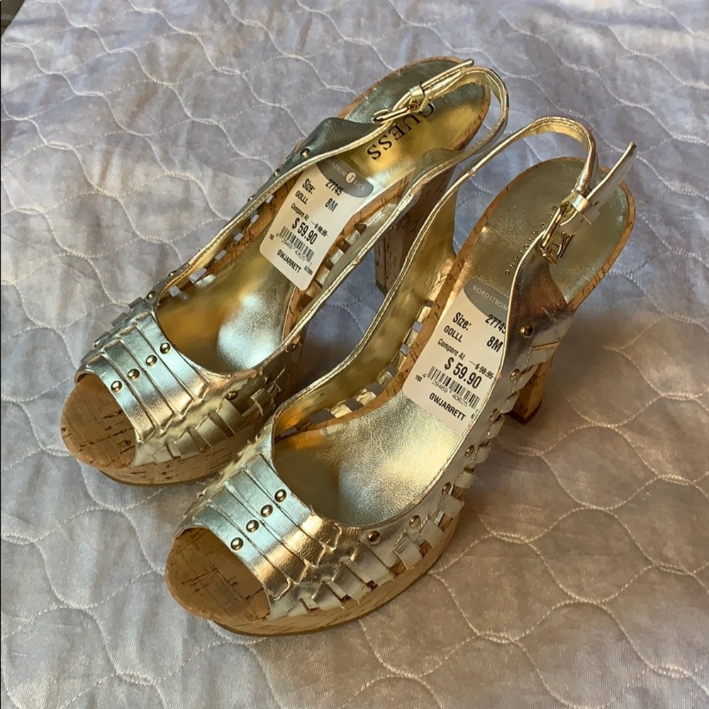 Size 8M Gold Guess Heels